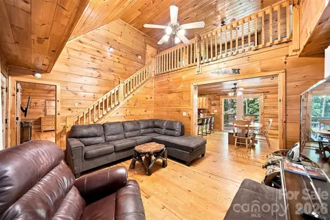 Living - 963 Double Eagle Dr, Nebo, NC 28761 photo 2 of 2