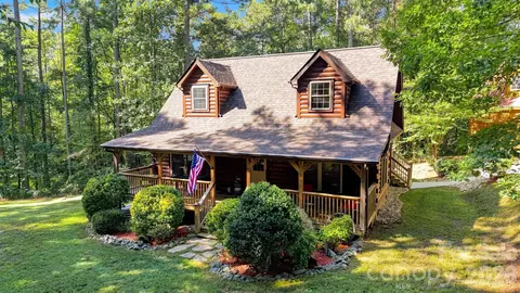 Exterior - 963 Double Eagle Dr, Nebo, NC 28761 photo 2 of 16