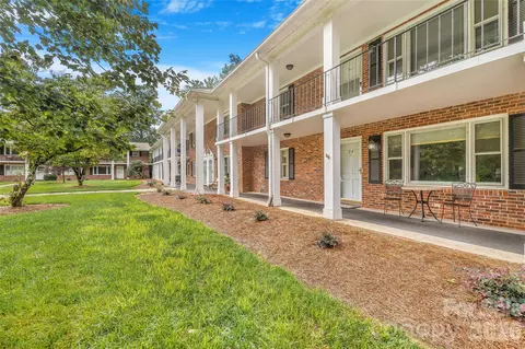 Exterior - 102 Boyd 2a Dr #2A, Flat Rock, NC 28731 photo 2 of 3