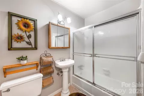 Bath - 102 Boyd 2a Dr #2A, Flat Rock, NC 28731 photo 2 of 2