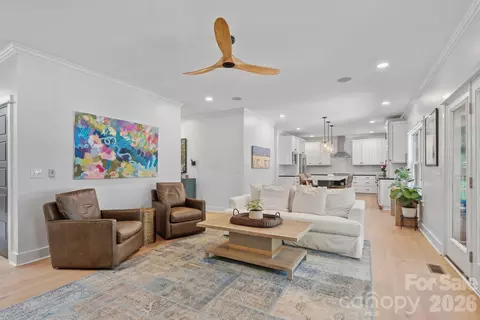 Living - 174 Logan Crossing Dr, Davidson, NC 28036 photo 2 of 2