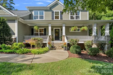 Exterior - 174 Logan Crossing Dr, Davidson, NC 28036 photo 2 of 11