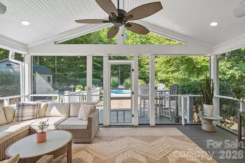 Exterior - 174 Logan Crossing Dr, Davidson, NC 28036 photo 5 of 11