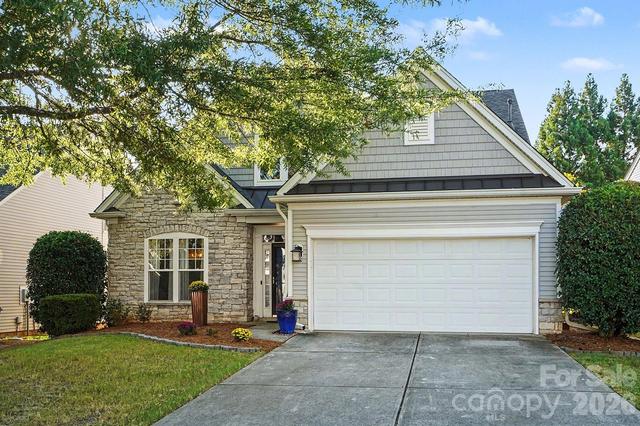 7024 Saranac Ln, Matthews, NC 28105