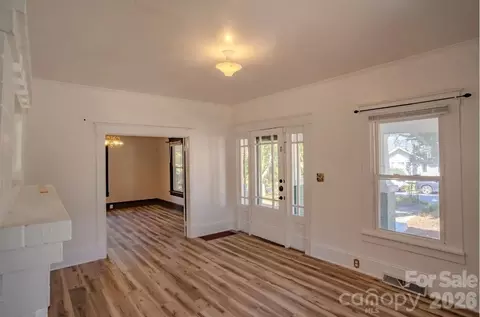 Living - 401 8th St, Spencer, NC 28159 photo 4 of 5