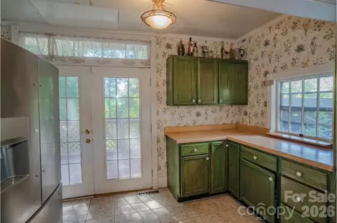 Kitchen - 401 8th St, Spencer, NC 28159 photo 3 of 4