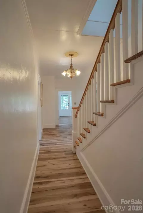 Entry Way - 401 8th St, Spencer, NC 28159 photo 1 of 3