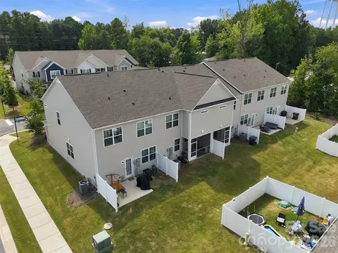 Exterior - 604 Rustic Path Ln, Tega Cay, SC 29708 photo 3 of 3