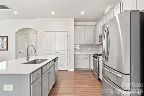 Kitchen - 604 Rustic Path Ln, Tega Cay, SC 29708 photo 5 of 5