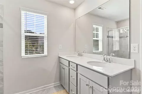 Bath - 604 Rustic Path Ln, Tega Cay, SC 29708 photo 2 of 3