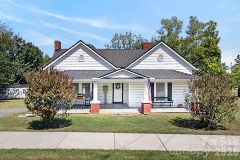 3276 E Calvin 1-2 St #1-2, Claremont, NC 28610
