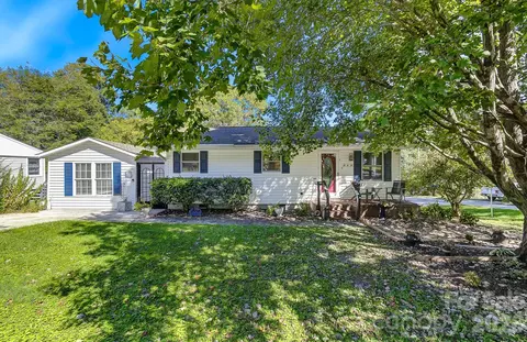 312 Jack St, Hendersonville, NC 28792