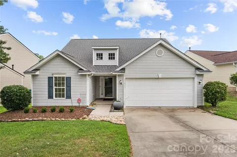 11811 Cheviott Hill Ln, Charlotte, NC 28213