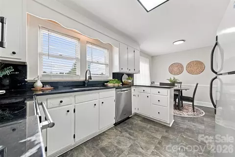 Kitchen - 4273 Springs Rd, Conover, NC 28613 photo 3 of 3