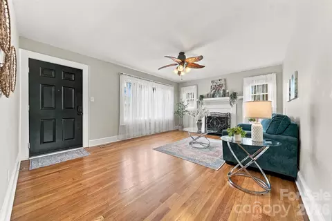 Living - 4273 Springs Rd, Conover, NC 28613 photo 2 of 6