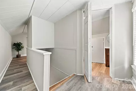 Entry Way - 4273 Springs Rd, Conover, NC 28613 photo 3 of 4