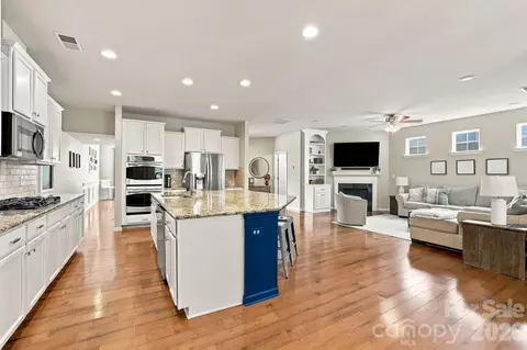1236 Screech Owl Rd, Waxhaw, NC 28173