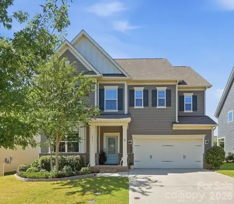 7013 Hamilton Mill Dr, Waxhaw, NC 28173