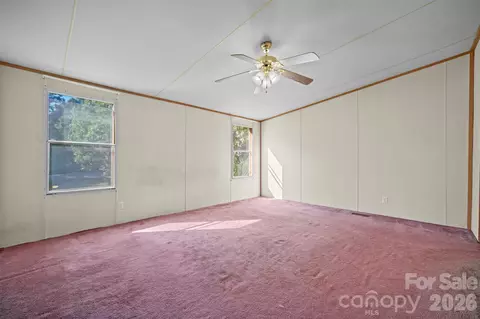 Bedroom - 2089 Bison Trl, Maiden, NC 28650 photo 1 of 3