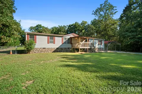 Exterior - 2089 Bison Trl, Maiden, NC 28650 photo 1 of 6