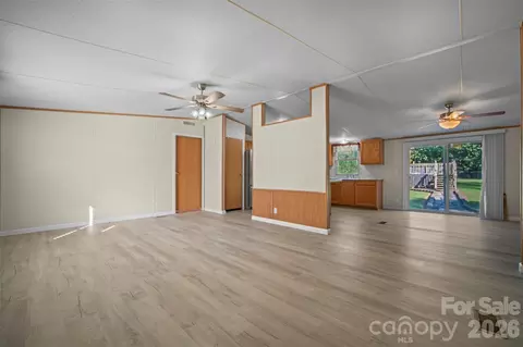 Living - 2089 Bison Trl, Maiden, NC 28650 photo 1 of 9
