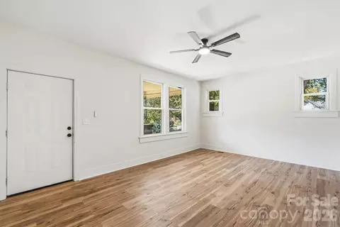 Living - 704 4th St, Spencer, NC 28159 photo 3 of 10