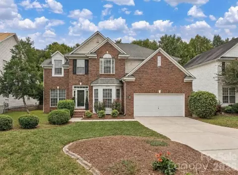 16006 Lavenham Rd, Huntersville, NC 28078