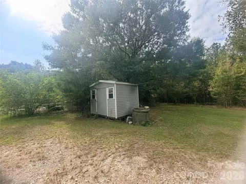 Exterior - 171 Fox Run Rd, Lancaster, SC 29720 photo 4 of 7