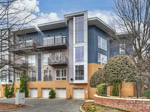 2200 Lyndhurst 102 Ave #102, Charlotte, NC 28203