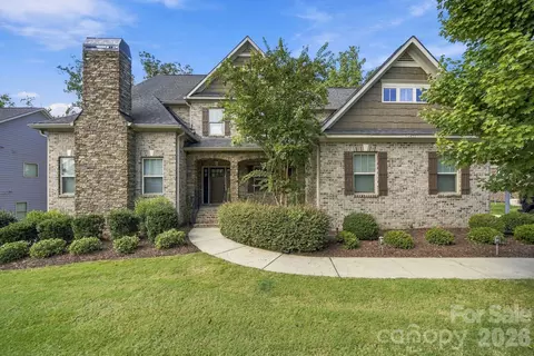 13411 Crystal Springs Dr, Huntersville, NC 28078