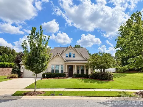 10537 Black Locust Ln, Charlotte, NC 28215