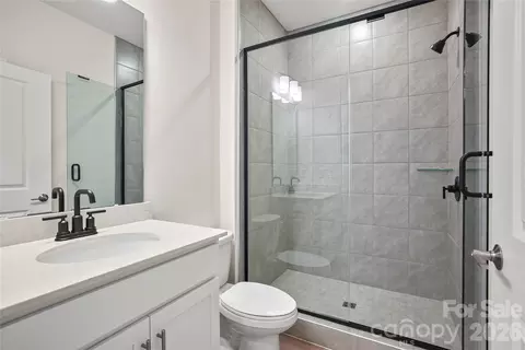Bath - 7553 Pedigree Cir, Lancaster, SC 29720 photo 3 of 3