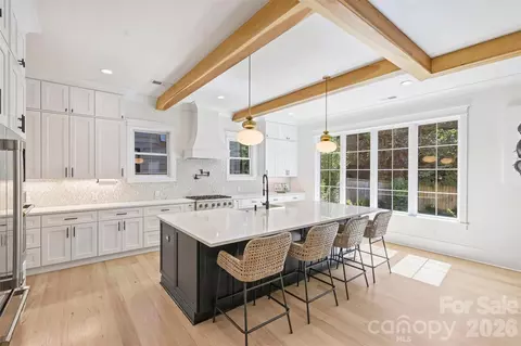 3224 E Ford Rd, Charlotte, NC 28205