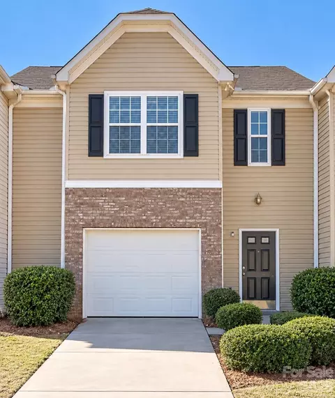 7539 Abigail Glen Dr, Charlotte, NC 28212