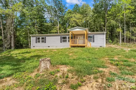 179 Ada Way, Hendersonville, NC 28791