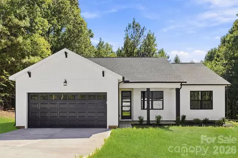 152 Mccarver Rd, Gastonia, NC 28056