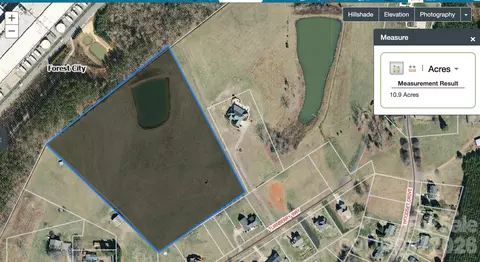 212 Woodset Dr, Forest City, NC 28043