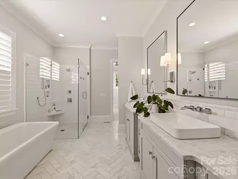Bath - 18717 Square Sail Rd, Cornelius, NC 28031 photo 2 of 6