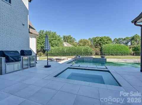 Exterior - 18717 Square Sail Rd, Cornelius, NC 28031 photo 5 of 11