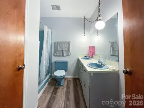 Bath - 3304 Griffith Rd, Monroe, NC 28112 photo 1 of 3