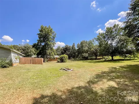 Exterior - 3304 Griffith Rd, Monroe, NC 28112 photo 8 of 12