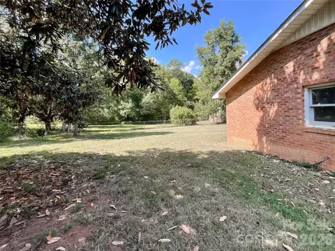 Exterior - 3304 Griffith Rd, Monroe, NC 28112 photo 7 of 12