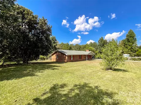 Exterior - 3304 Griffith Rd, Monroe, NC 28112 photo 6 of 12