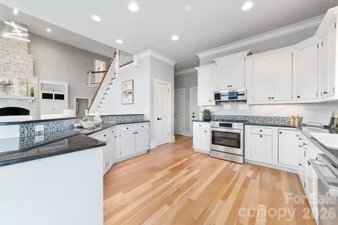 Kitchen - Pompano Place, Cornelius, NC 28031 photo 1 of 3