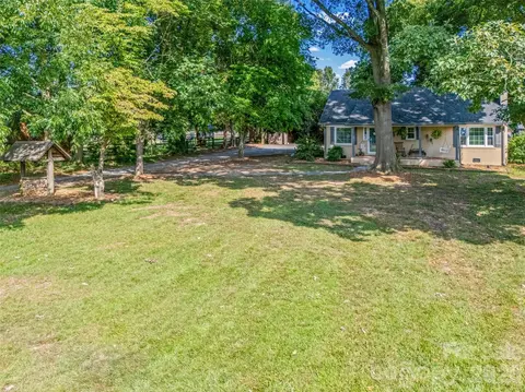 Exterior - 5517 E Highway 218 Hwy, Monroe, NC 28110 photo 10 of 10