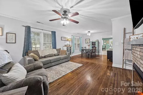 Living - 5517 E Highway 218 Hwy, Monroe, NC 28110 photo 1 of 3