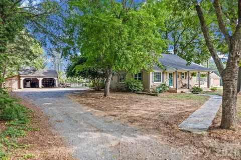 Exterior - 5517 E Highway 218 Hwy, Monroe, NC 28110 photo 5 of 10