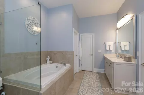 Bath - 1522 Half Pint Loop, Fort Mill, SC 29708 photo 3 of 4