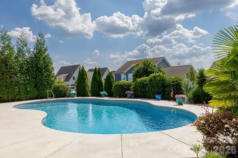 Exterior - 1522 Half Pint Loop, Fort Mill, SC 29708 photo 13 of 15