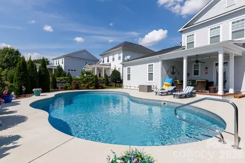 Exterior - 1522 Half Pint Loop, Fort Mill, SC 29708 photo 11 of 15